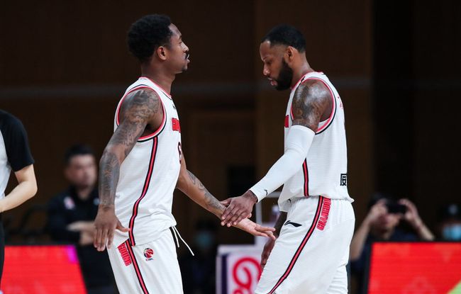 维希涅夫斯基：主场对阵荷兰是梦想，上场吃牌是因不懂规则（维希涅夫斯基：主场迎战荷兰是梦想，上场染黄因不熟规则）